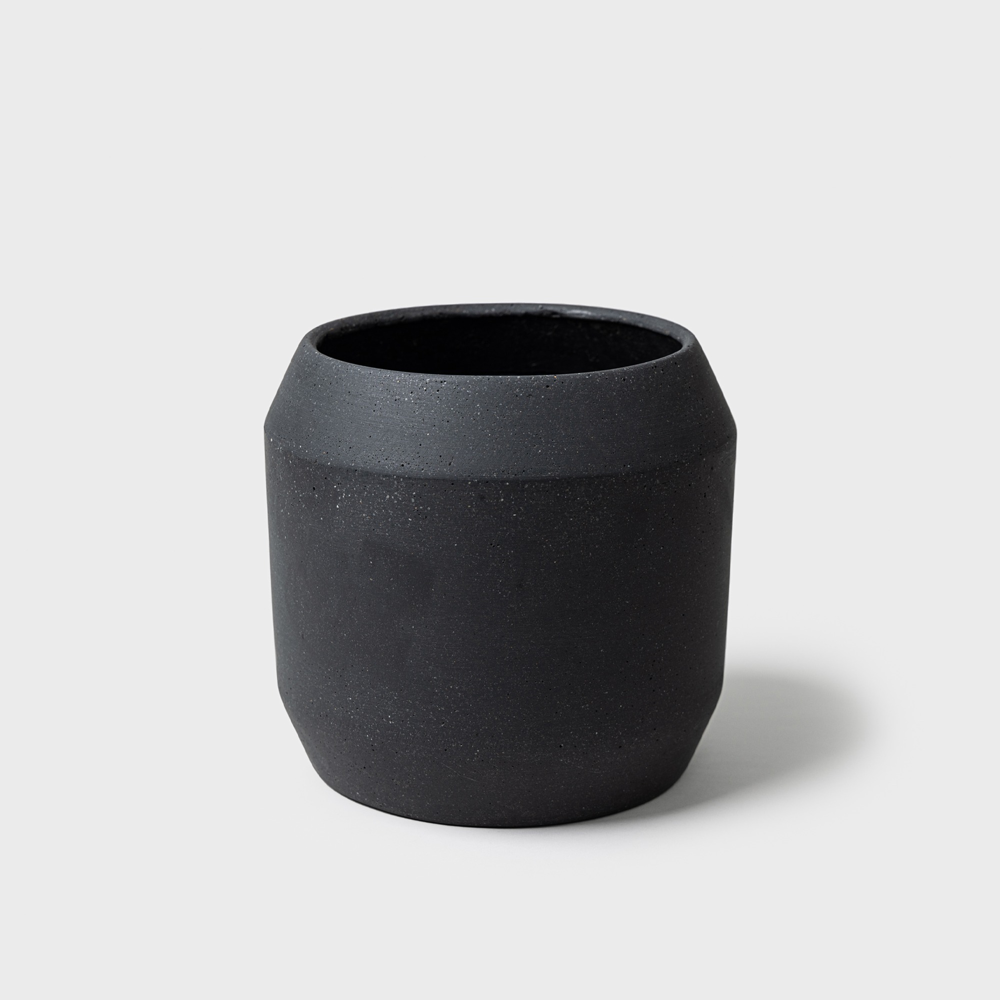 Hübsch Pot, ceramics, black, 18*16