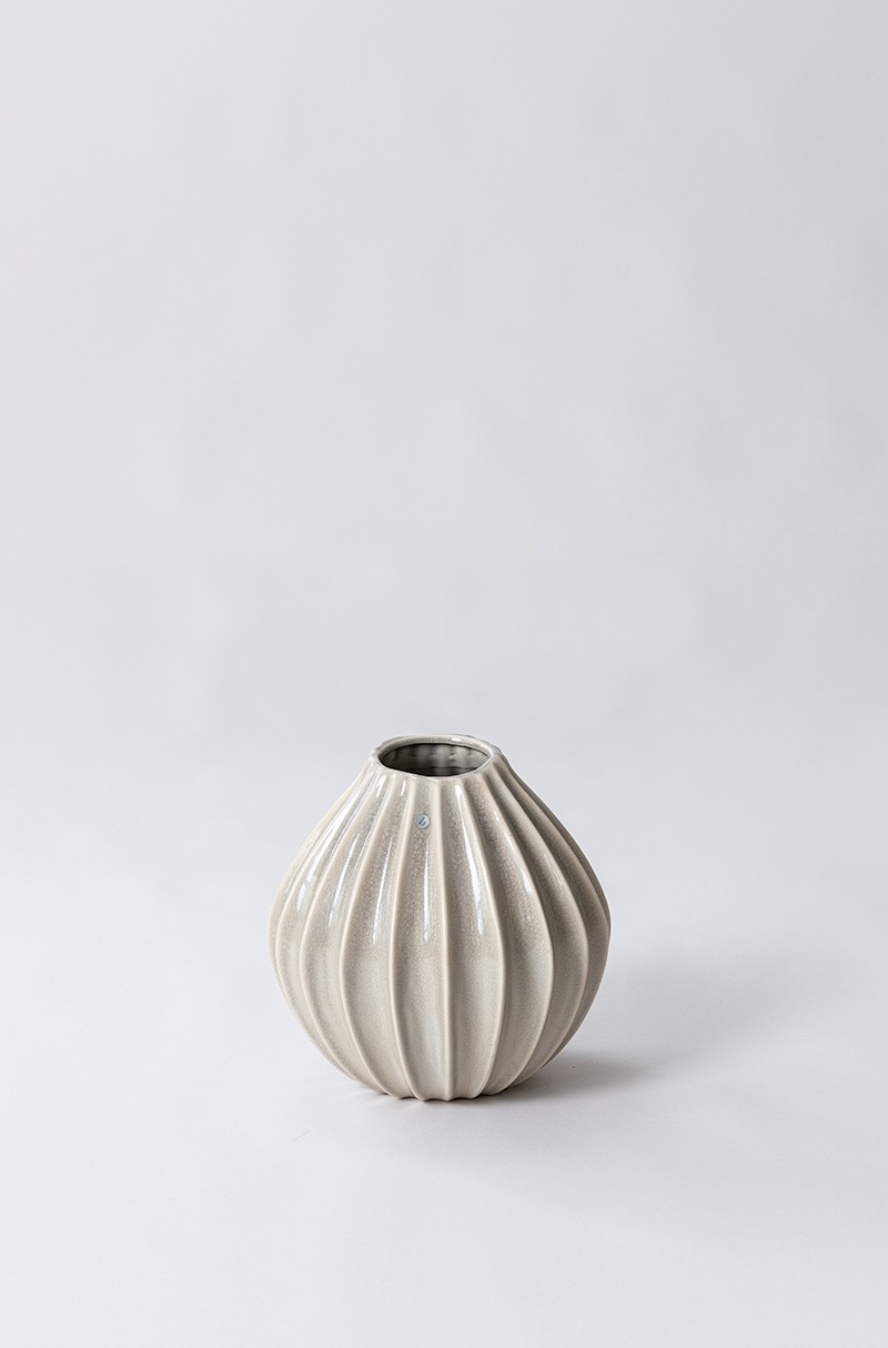 BROSTE Vase wide ceramic cream M